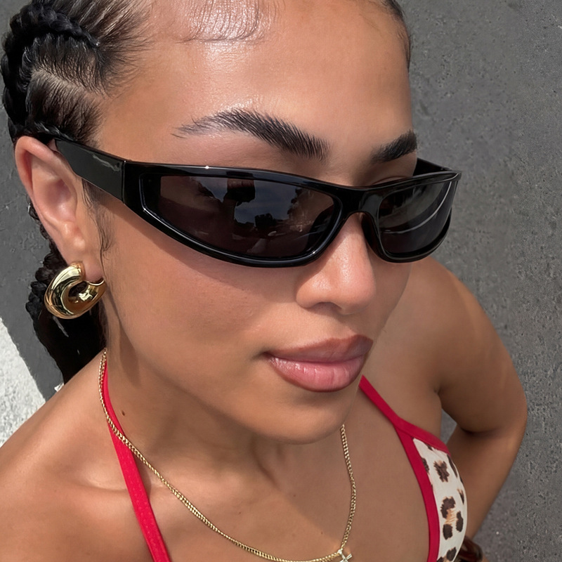 Futuristische Y2K-Style Fahrra – Cycling Glasses Bewertung und Preis